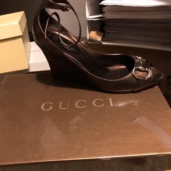 Wedge - Picture 2 of 3